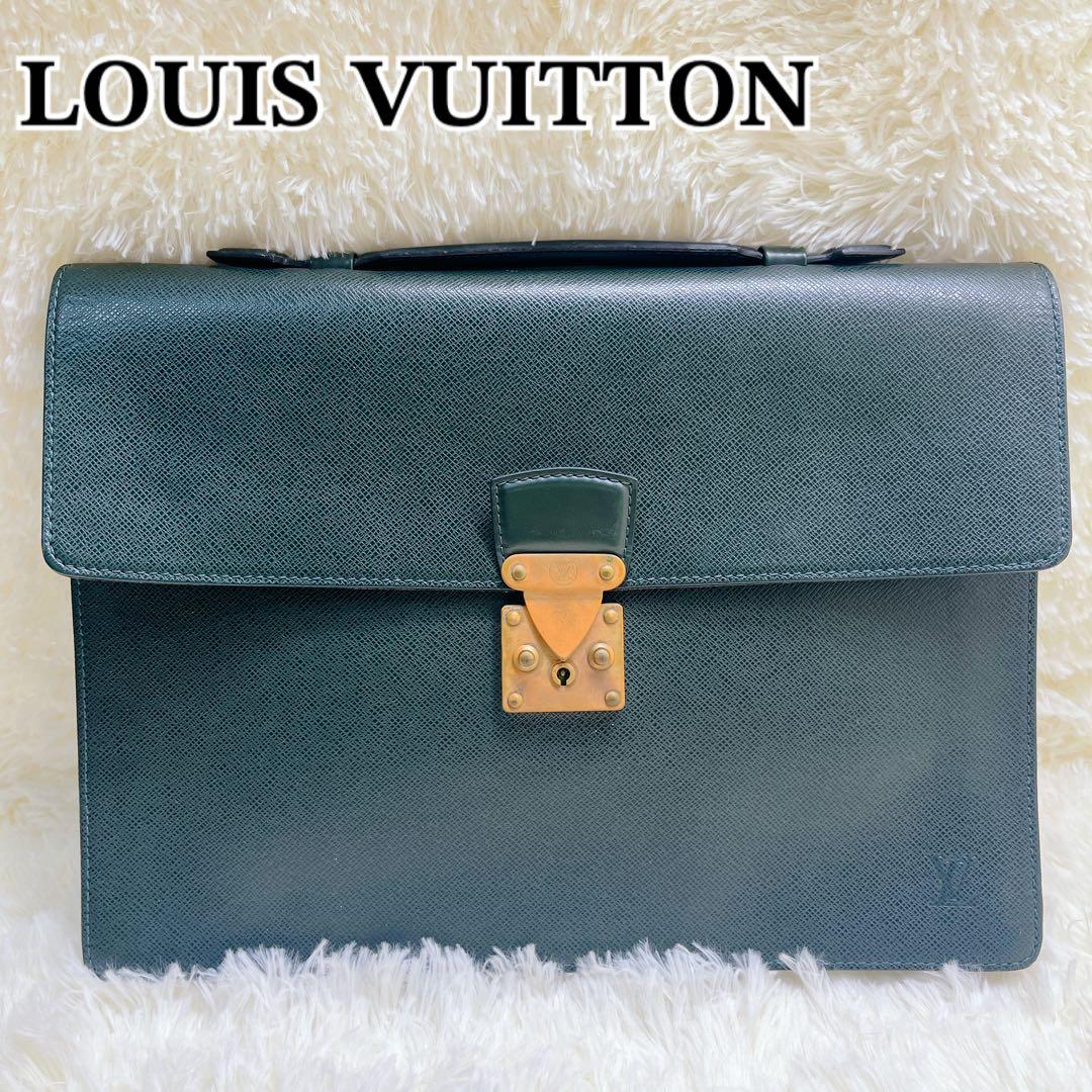 ルイヴィトン タイガ セルヴィエット クラド　タイガ ビジネスバッグ 通勤