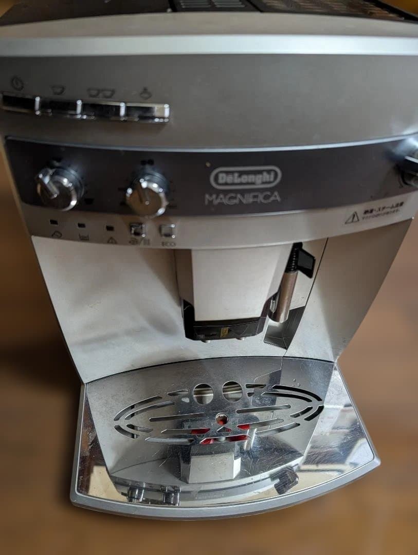 デロンギマグニフィカ　全自動エスプレッソマシン ESAM03110S