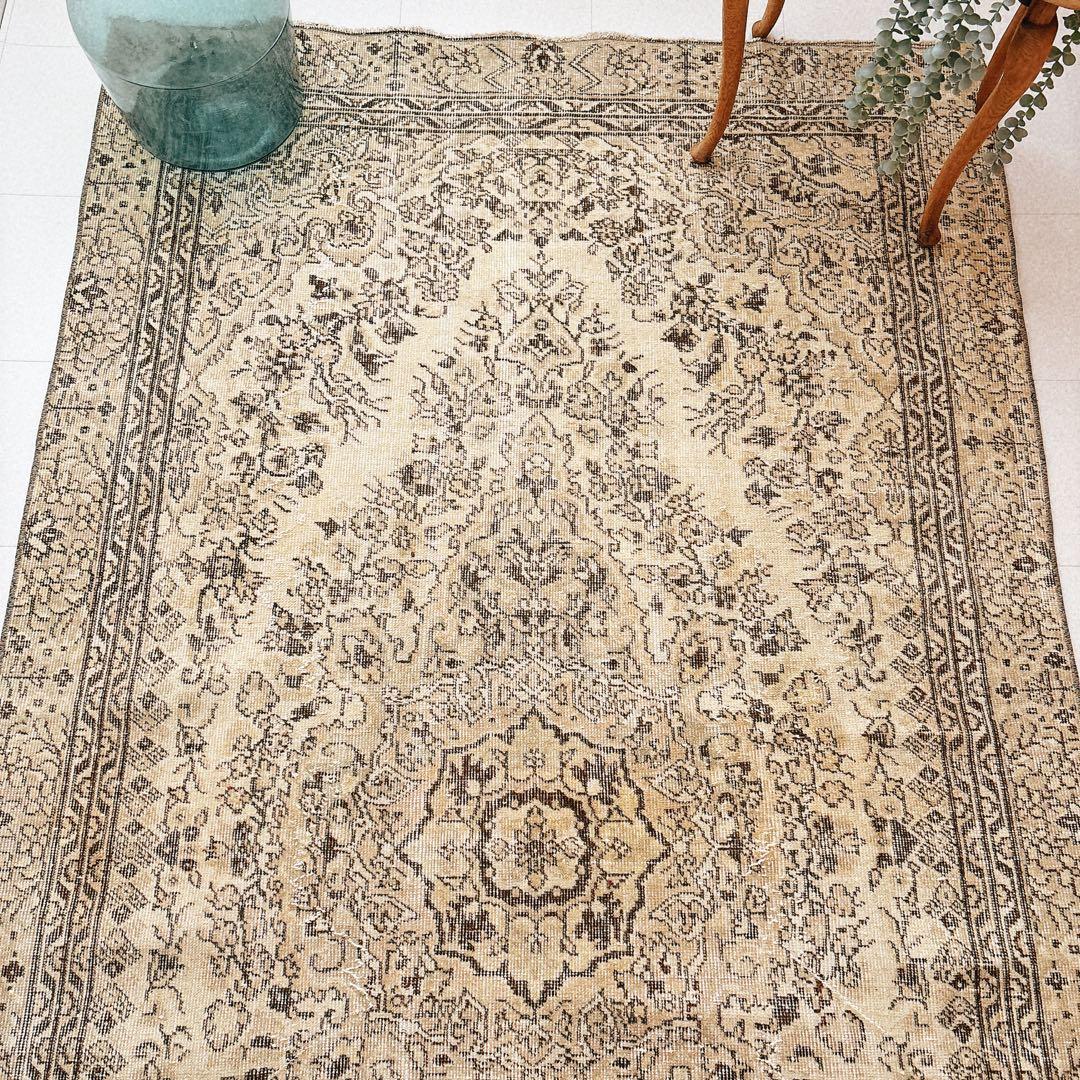 LEI　トルコ　大判　ヴィンテージラグ　ベージュ　ブラウン　グリーン