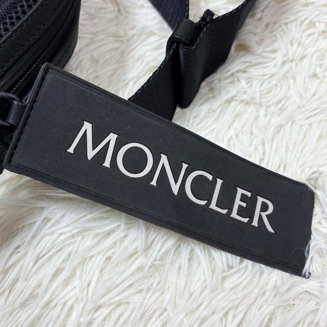 【極美品】モンクレール クレイググリーン メッセンジャーバッグ ブラック