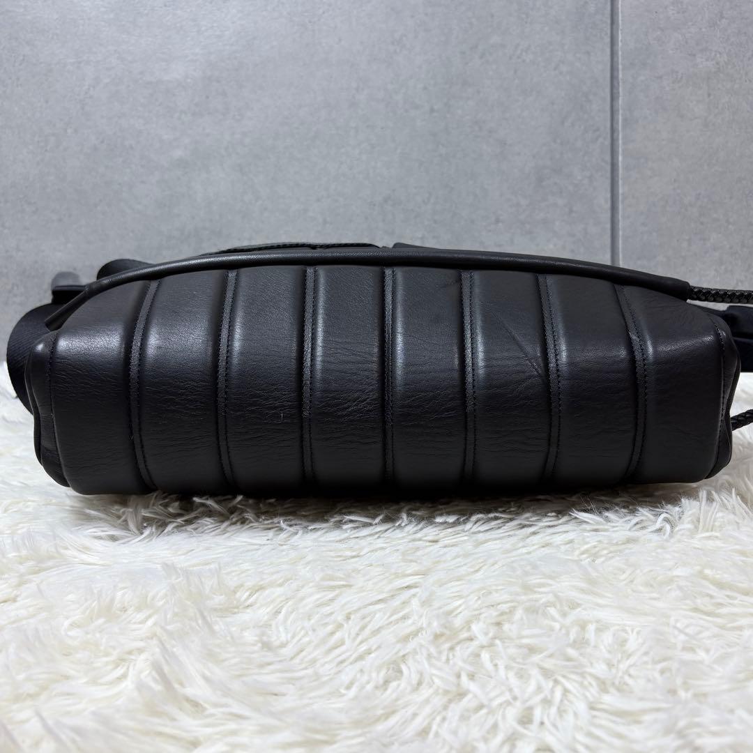 【極美品】モンクレール クレイググリーン メッセンジャーバッグ ブラック