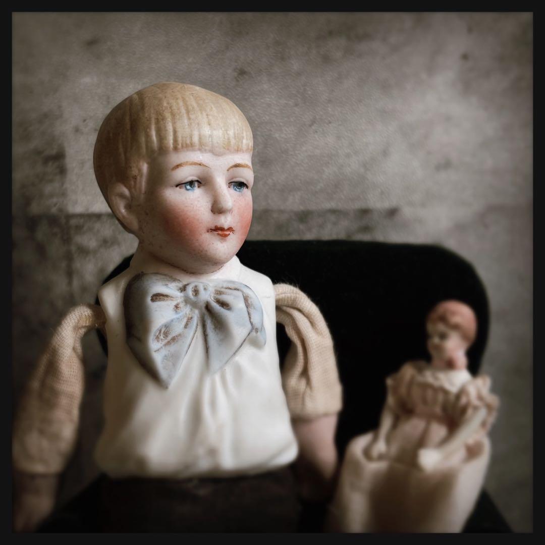 レアアンティーク　ビスクドール Hertwig 社 ブロンドの男の子