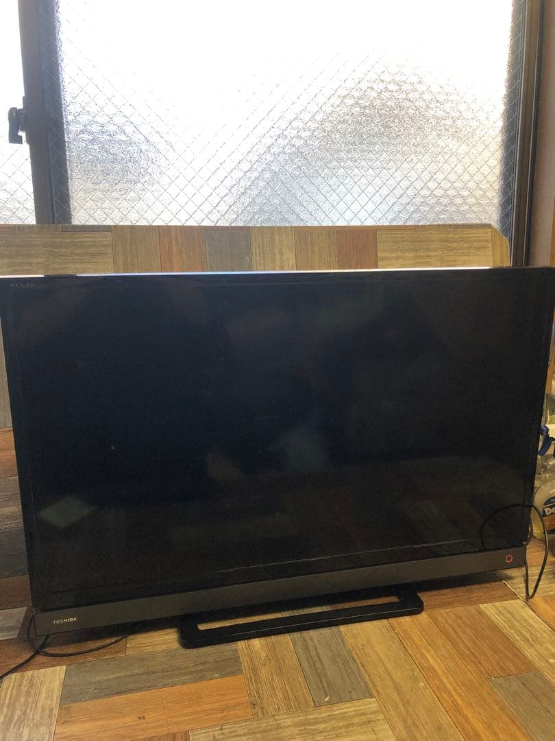 TOSHIBA 32V31 32インチ 液晶テレビ 2019年製　(160