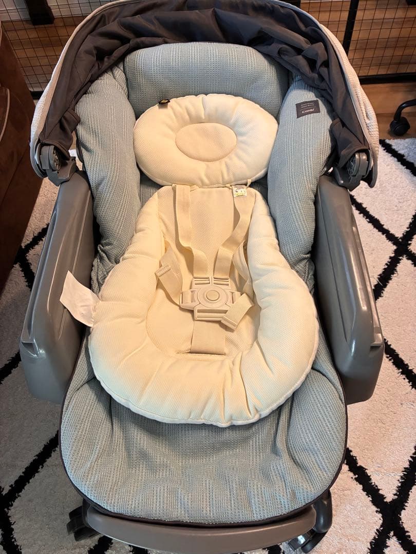 コンビ　スウィングペット&チェア　ネムリラ　BEDi LONGシリーズ