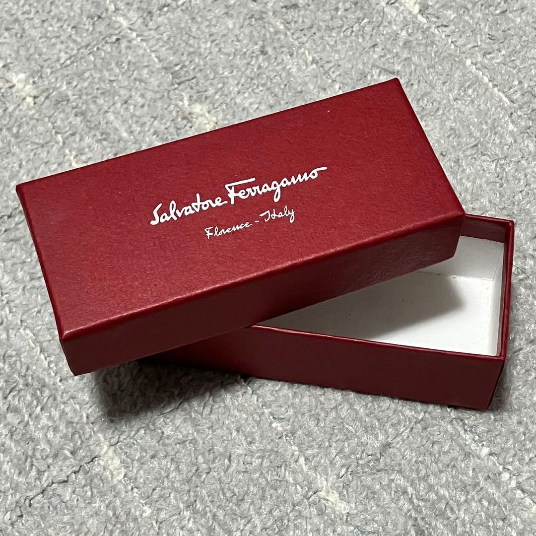 フェラガモ［バレッタ］ヴァラ　ラインストーン　ヘアバンド　ブラック　箱付き