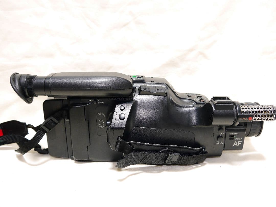 ビデオカメラ SONY CCD-V700