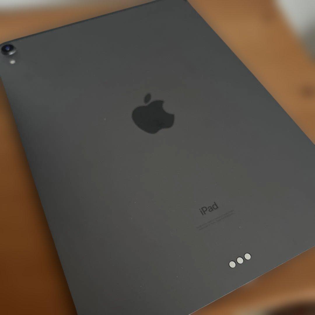 iPad Pro 11インチ Wi-Fi 64GB MTXN2J/A