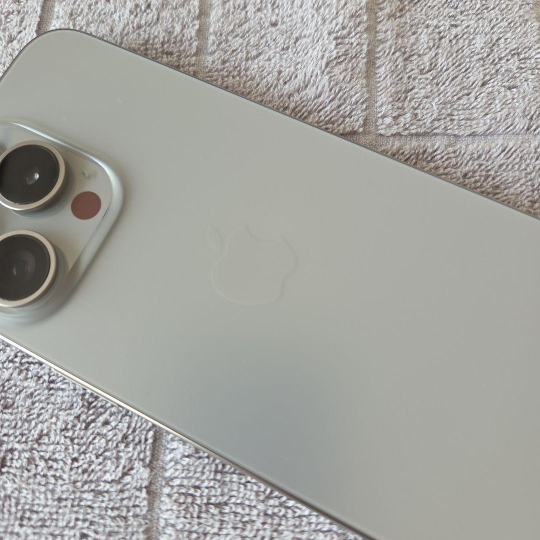 Apple iPhone 15Pro 香港版 256GB バッテリー87%