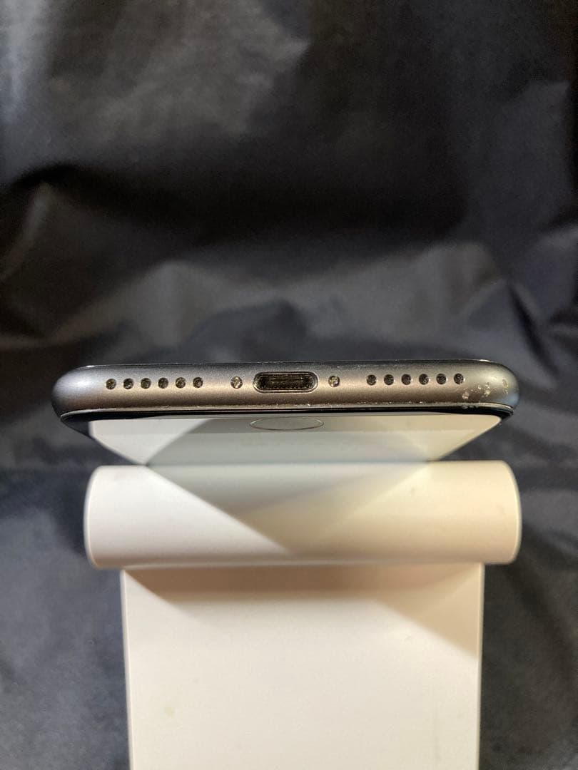iPhone 8 64G スペースグレイ バッテリー交換済み