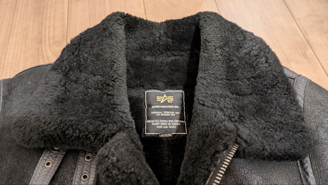 ALPHA INDUSTRIES B3リアルムートン羊革 Mサイズ