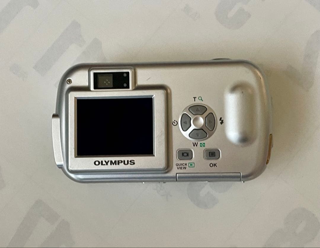 OLYMPUS C-150 コンパクトデジタルカメラ　動作未確認