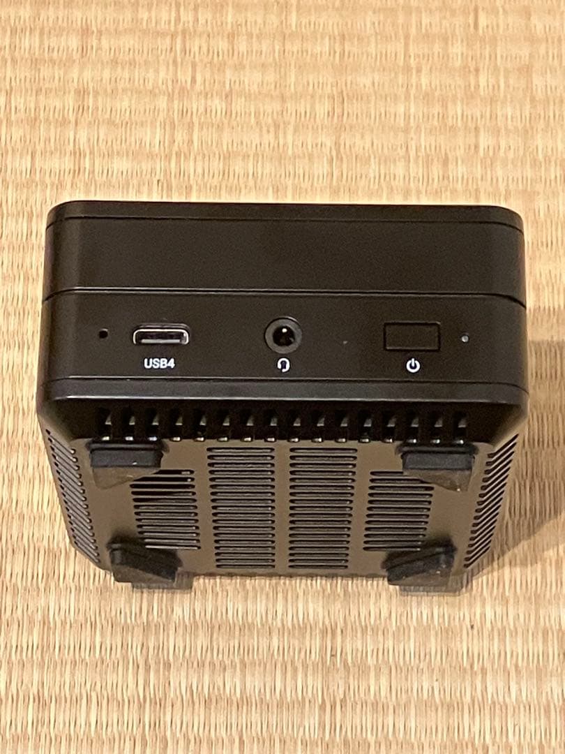 Minisforum EM780 32GB 512GB 超極小ミニPC