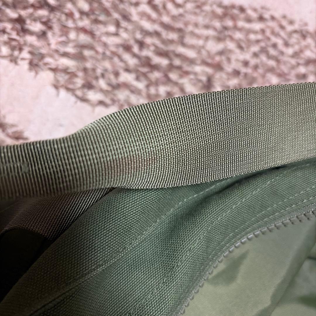 Supreme ショルダーバッグ カーキ　シュプリーム　2025ss トート