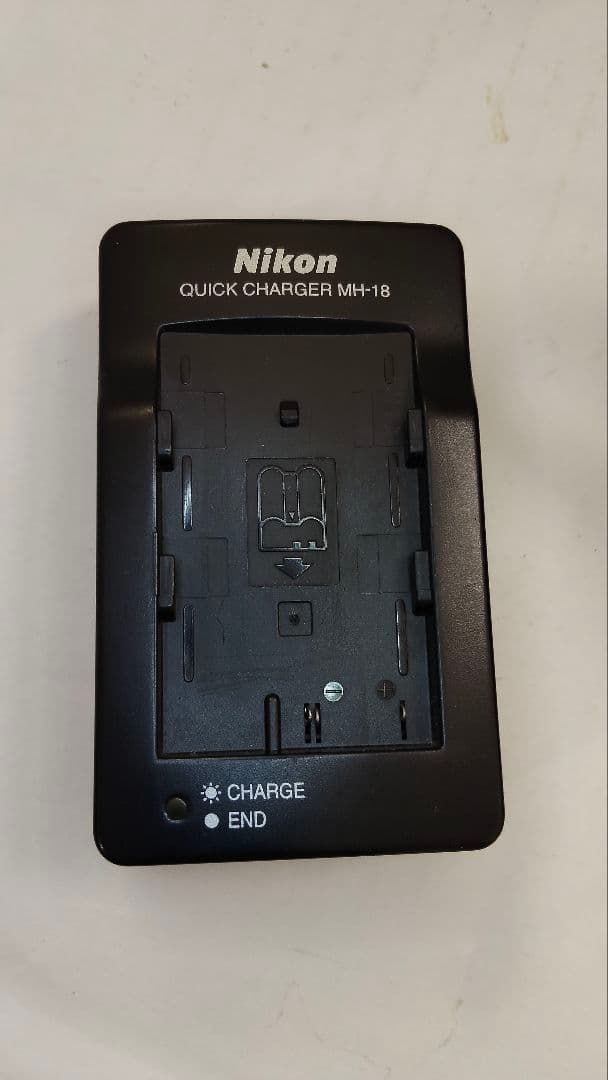 ❤NikonD70 ニッコール18-70mm/シグマ28-200mm/バッグ❤