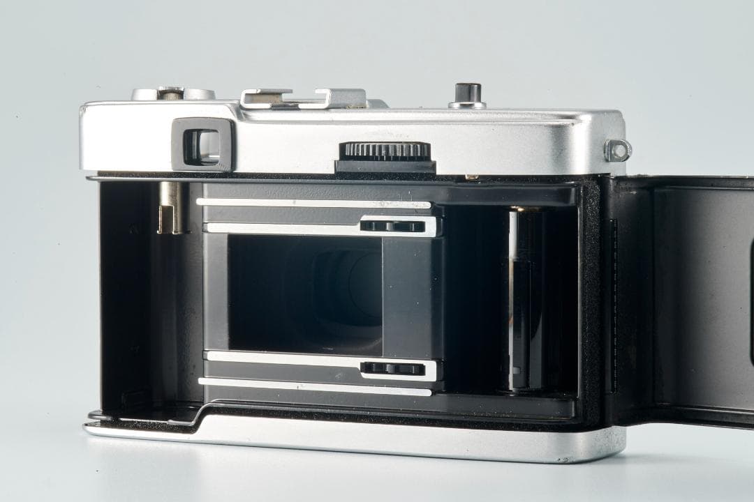 OLYMPUS TRIP 35 35mmコンパクトフィルムカメラ #93