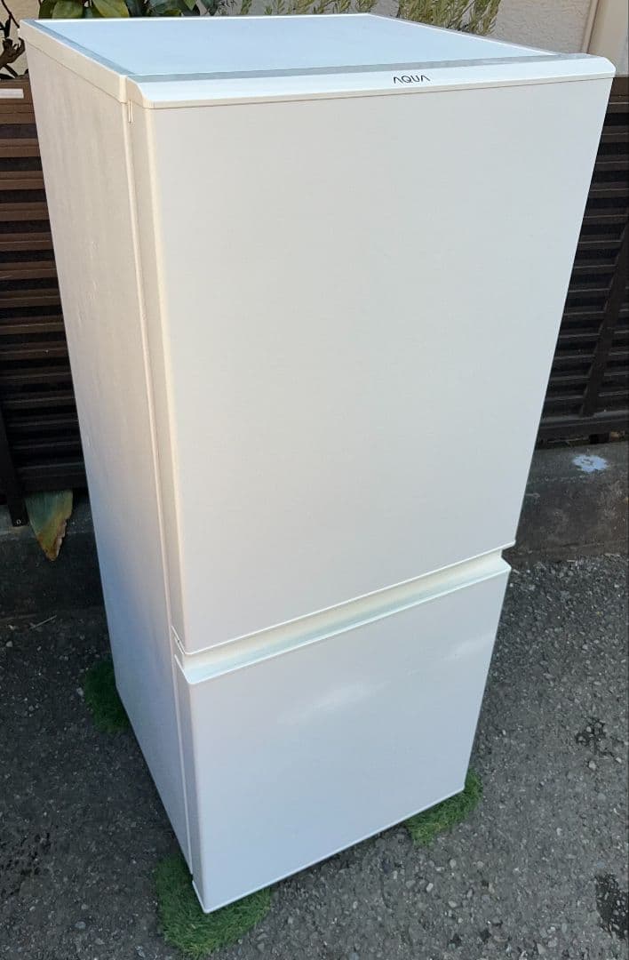 特価アクア冷凍冷蔵庫　126L 静音設計　LED照明自動霜取り機能付2020年製