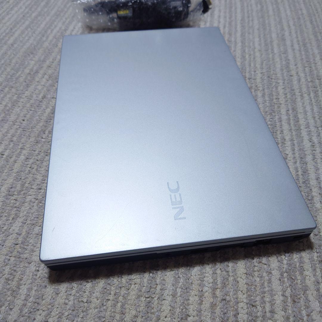 第6世代CPU/8GB/500GB Windows10 Libre Office