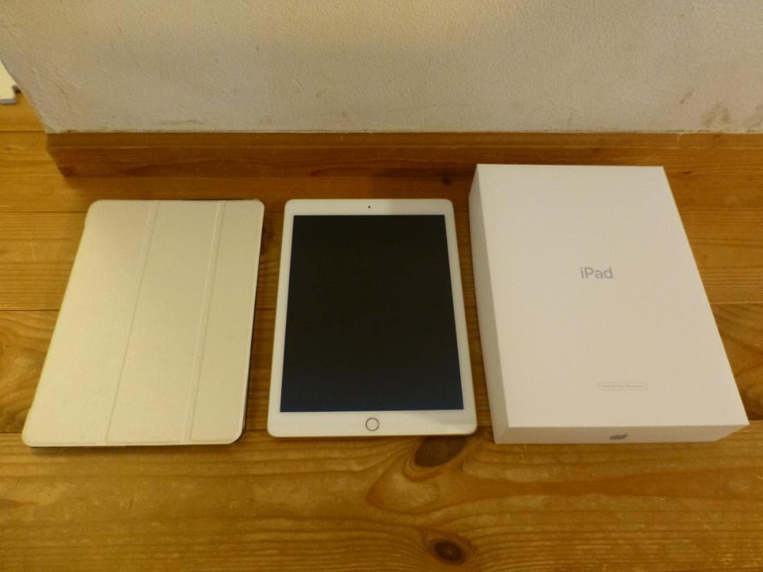 Apple iPad 第6世代 ゴールド 32GB Wi-Fi