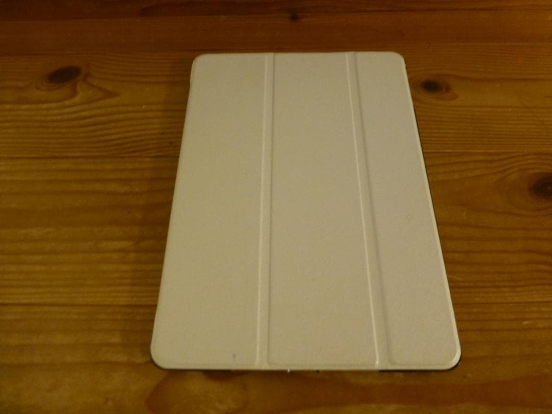 Apple iPad 第6世代 ゴールド 32GB Wi-Fi