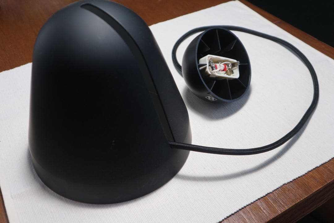 NYTA ニュイタ ヤマギワ TILT ペンダント ライト ランプ 照明 黒 1