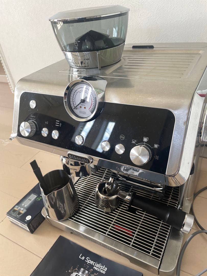 pizza　　デロンギ エスプレッソマシン　EC9355J-M