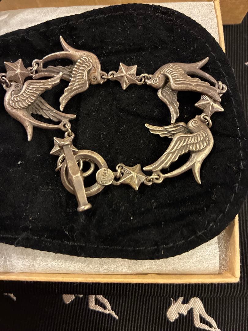 Black Rebel スワロー ブレスレット