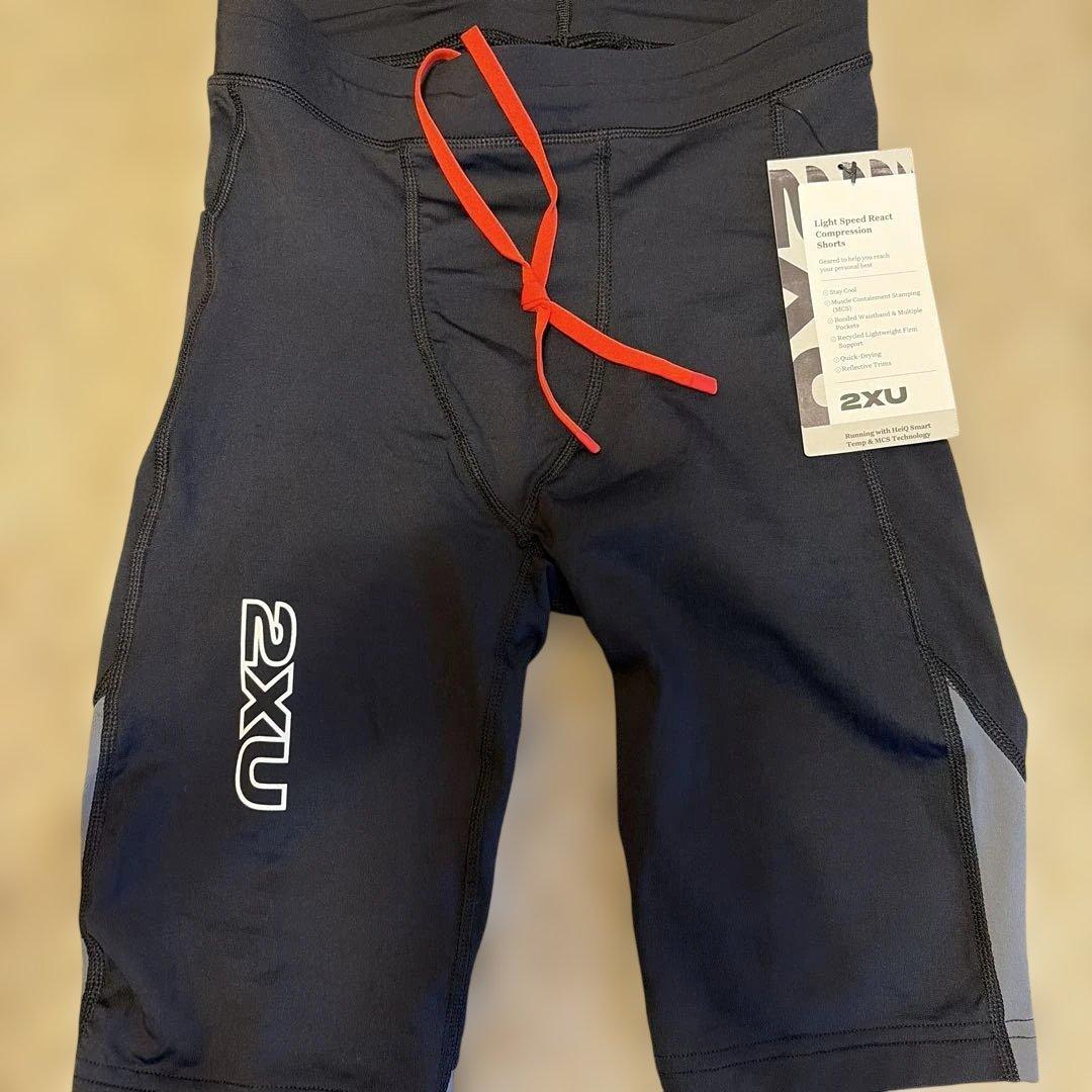 2XU ライトスピードリアクトコンプレッションタイツ