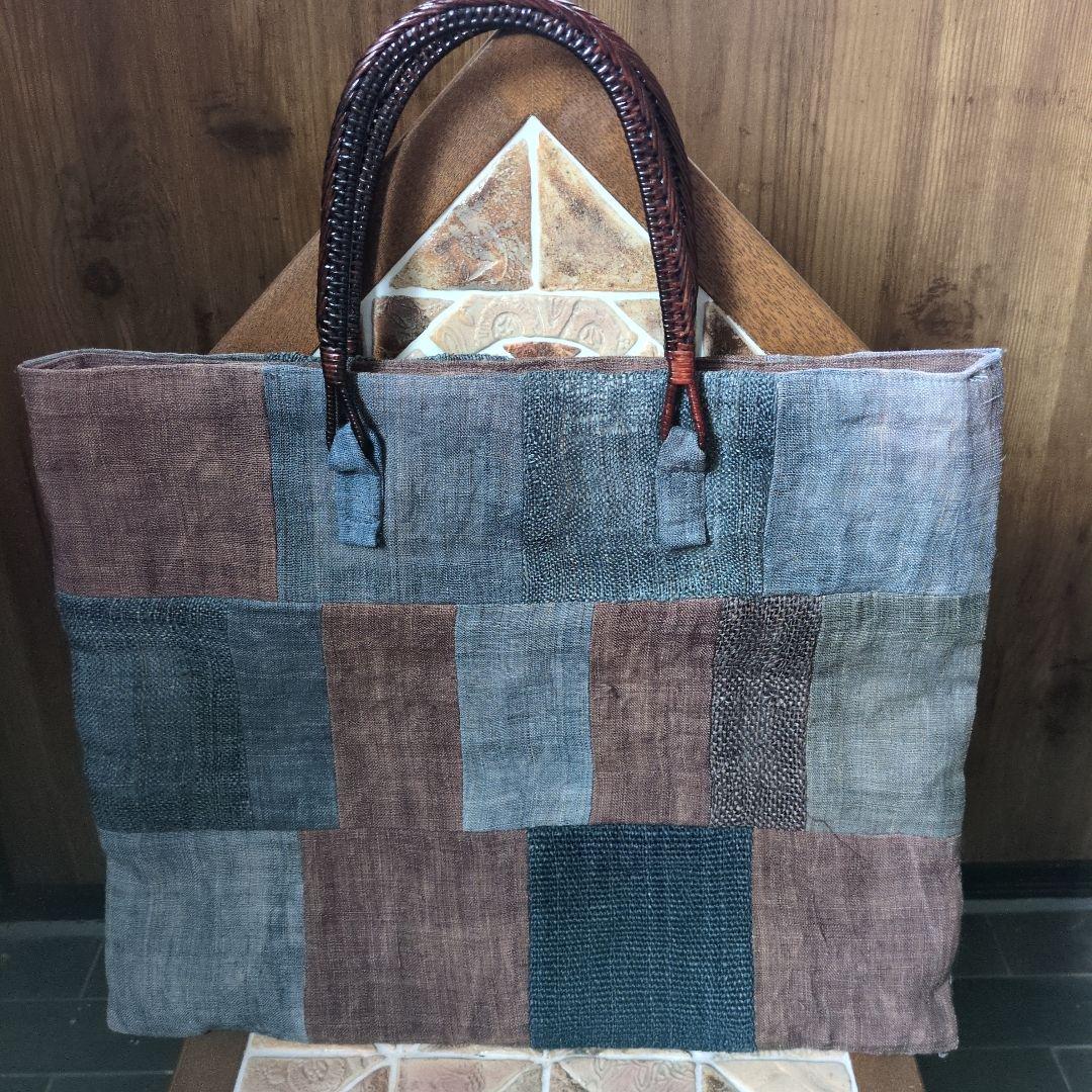 美津子藍染と柿渋染の麻布パッチワークのバッグ