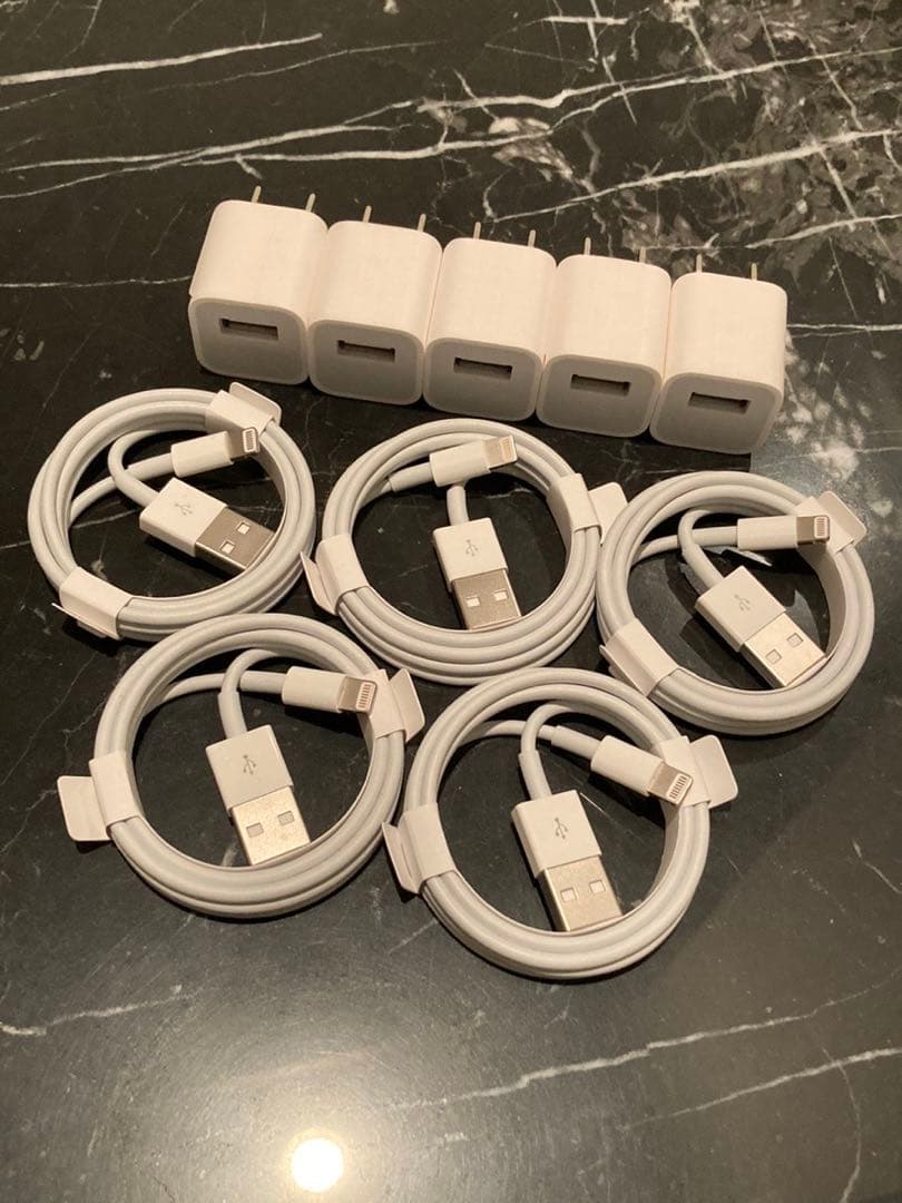 iPhone純正アダプタとケーブル8本セット