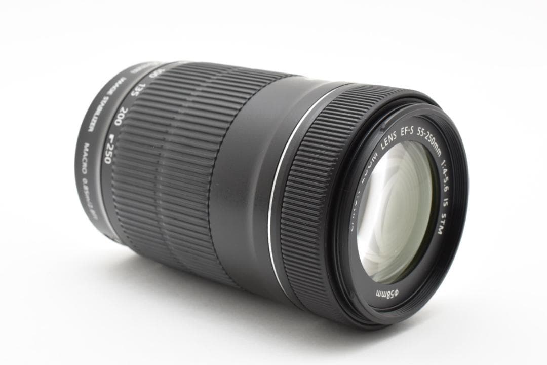 キャノン　Canon EF-S 55-250 F4-5.6 IS STM