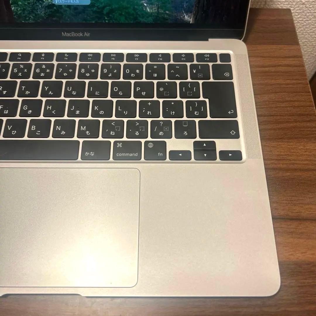 Apple MacBook Air シルバー256GB/8GB
