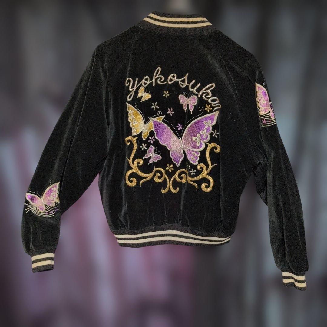 Hoshihime 蝶刺繍 スカジャン 黒クリーニング済Nクレームで、別珍