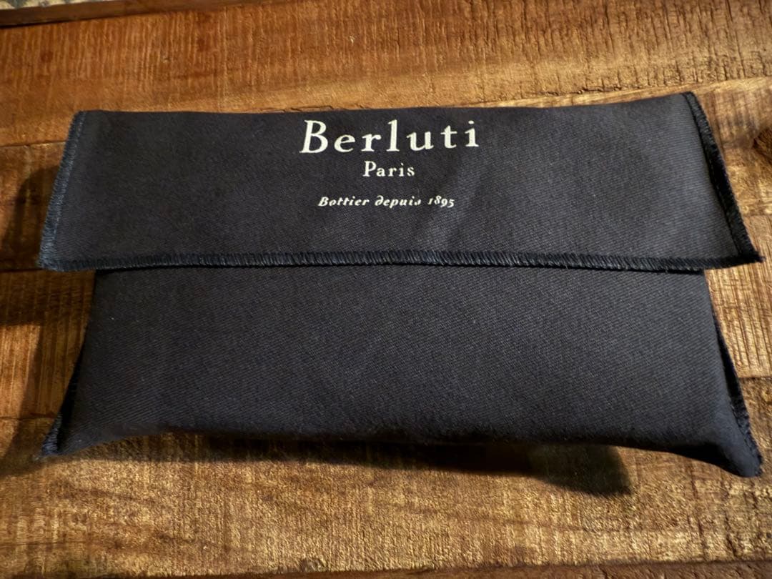 BERLUTI イタウバ ロングジップウォレット ヴェネチアカーフレザー