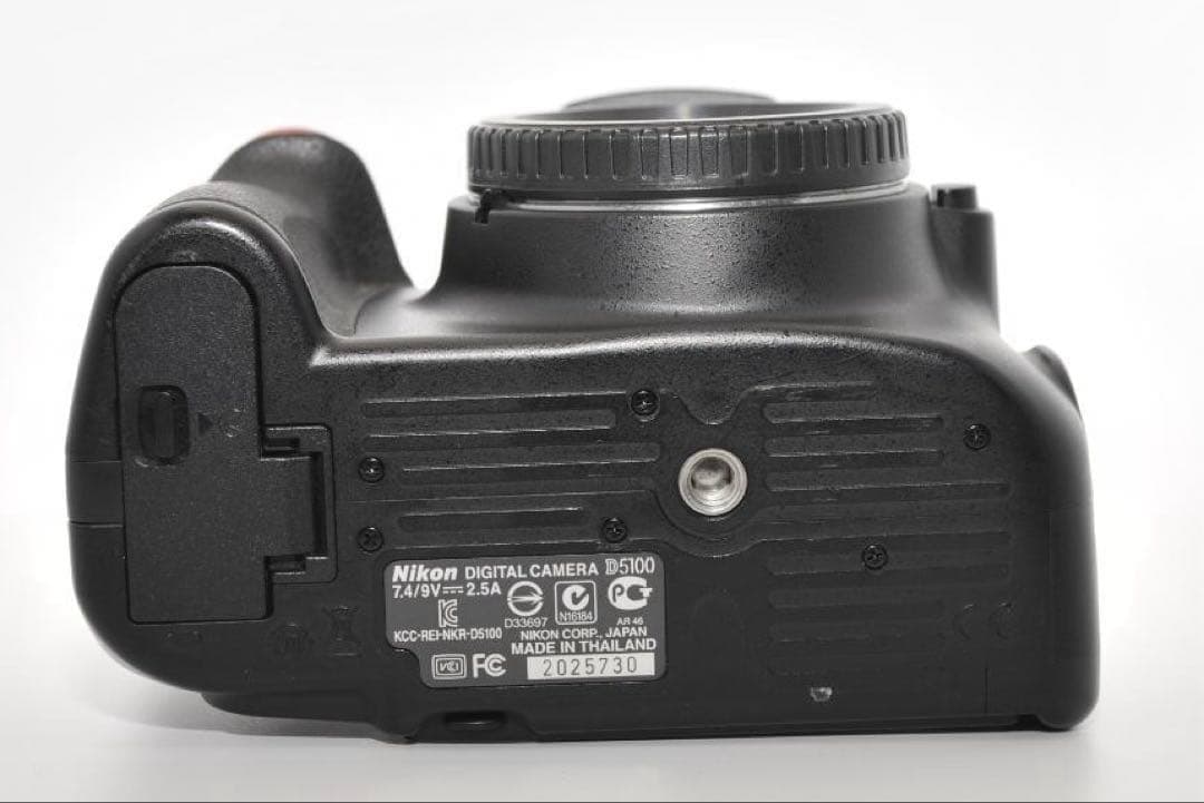 美品✨Nikon D5100✨自撮り ニコン 一眼レフ 初心者 スマホ転送