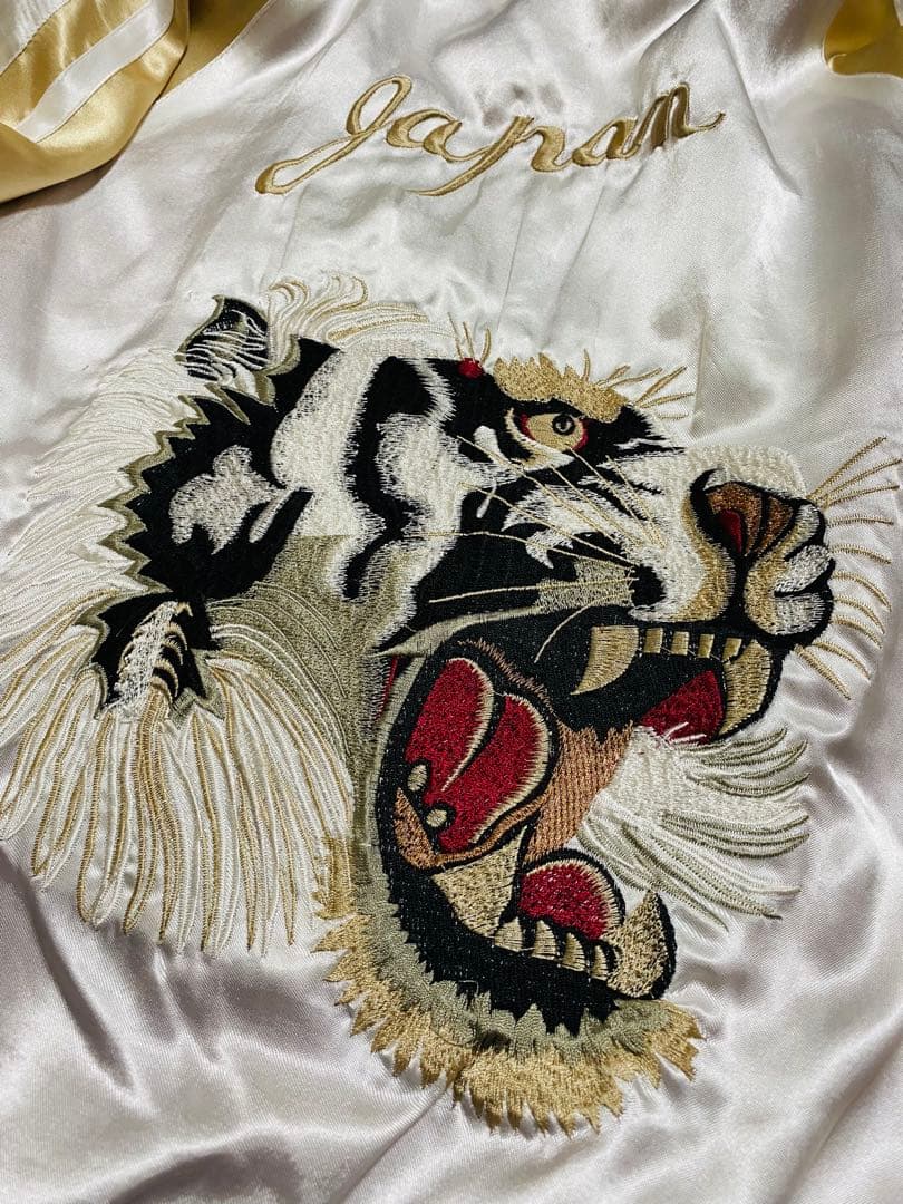 DRAGON 日本限定 スカジャン 龍虎 サテン vintage 2面使う