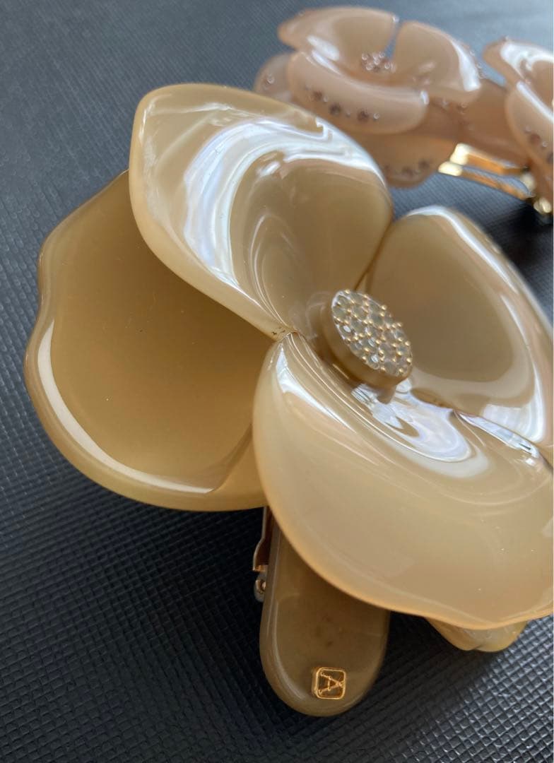 美品2点セット　アレクサンドル　ドゥ　パリ　バレッタ　カメリア　ツインカメリア