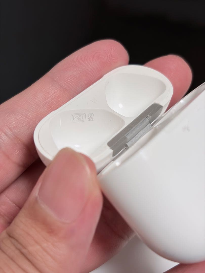 AirPods 4 箱付き