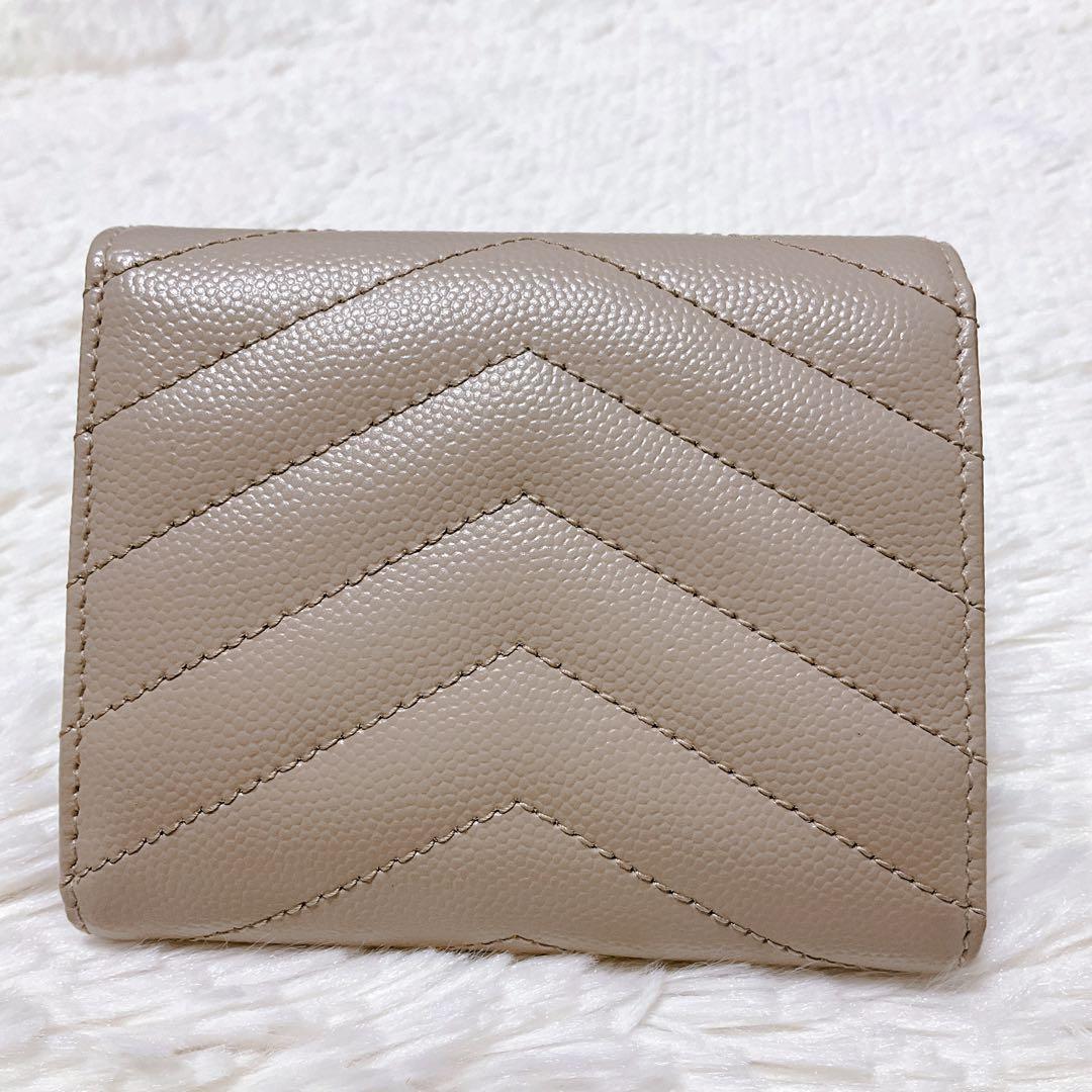 ♡付属品完備♡イヴサンローラン 三つ折り財布 YSL キャビアスキン ベージュ