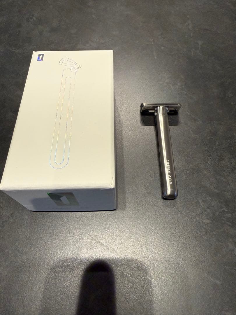 OneBlade Genesis Razor 両刃カミソリ　おまけ付き