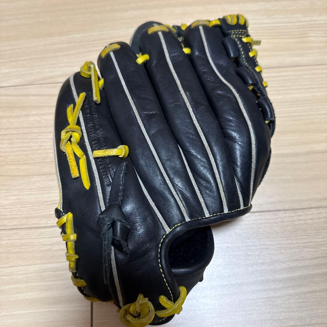 高校野球部員使用 グローブ 4点セット 部室整理