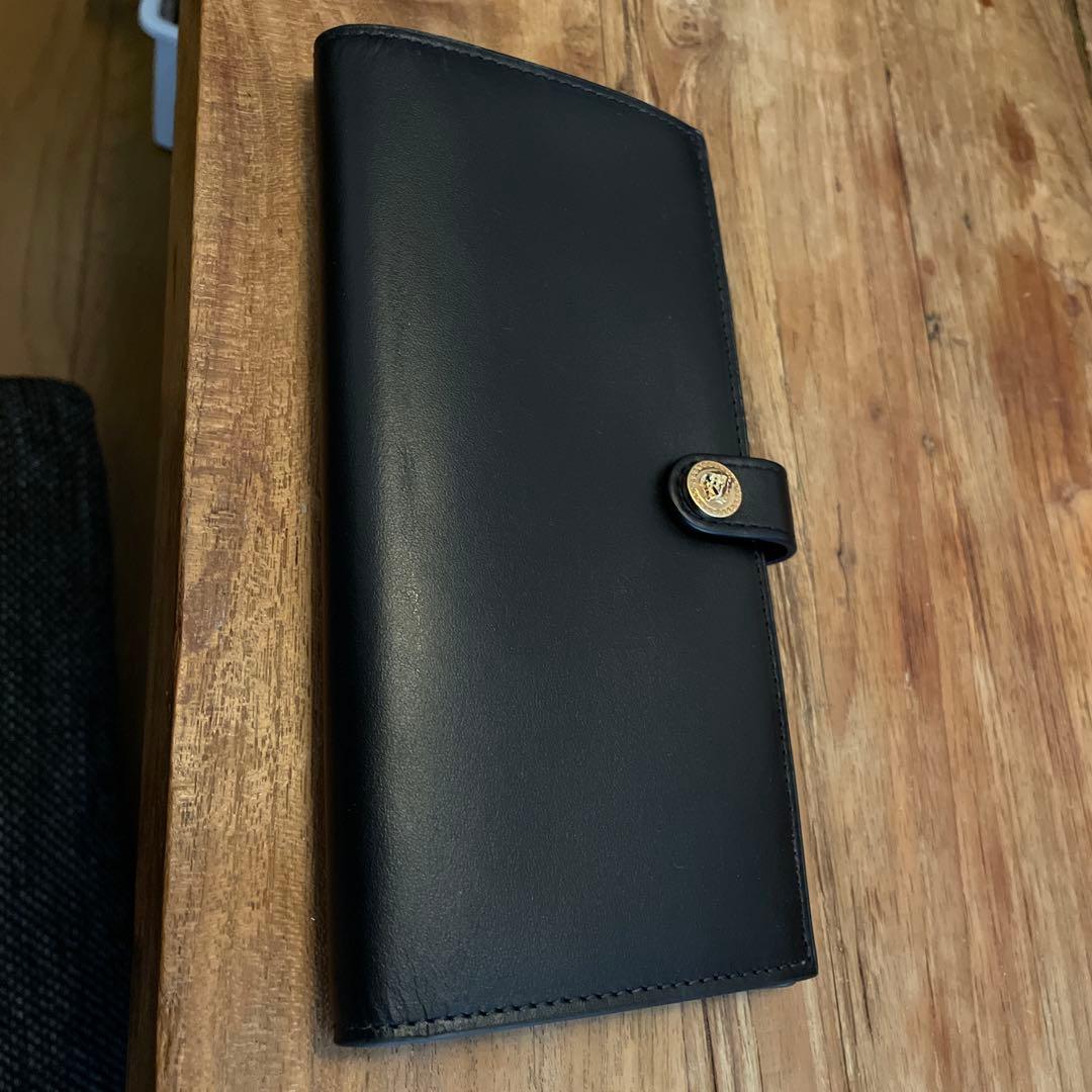 【美品】VERSACE ヴェルサーチ 長財布 メドゥーサ ゴールド金具 ブラック