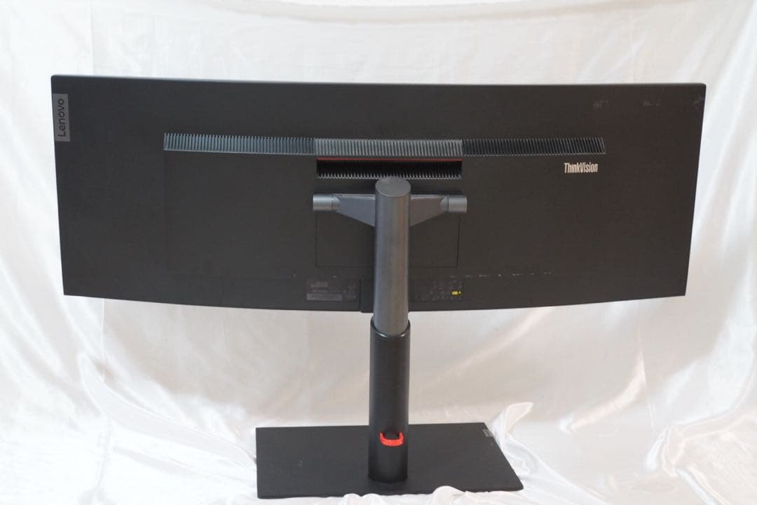 Lenovo 43.4インチ ウルトラワイド曲面モニター