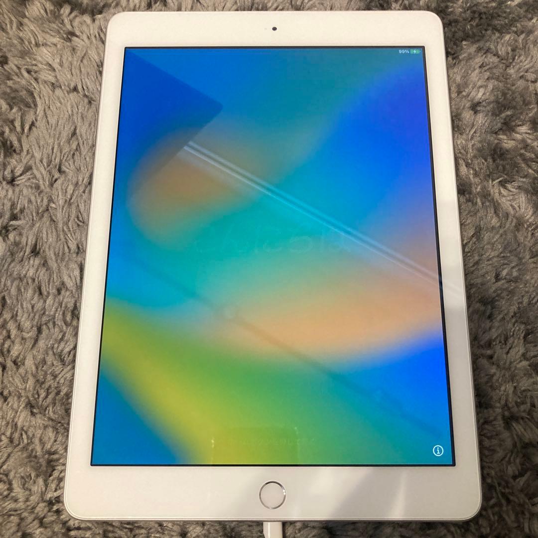 25.9.27動作確認済み。バッテリー良好。iPad 5世代　128G wifi