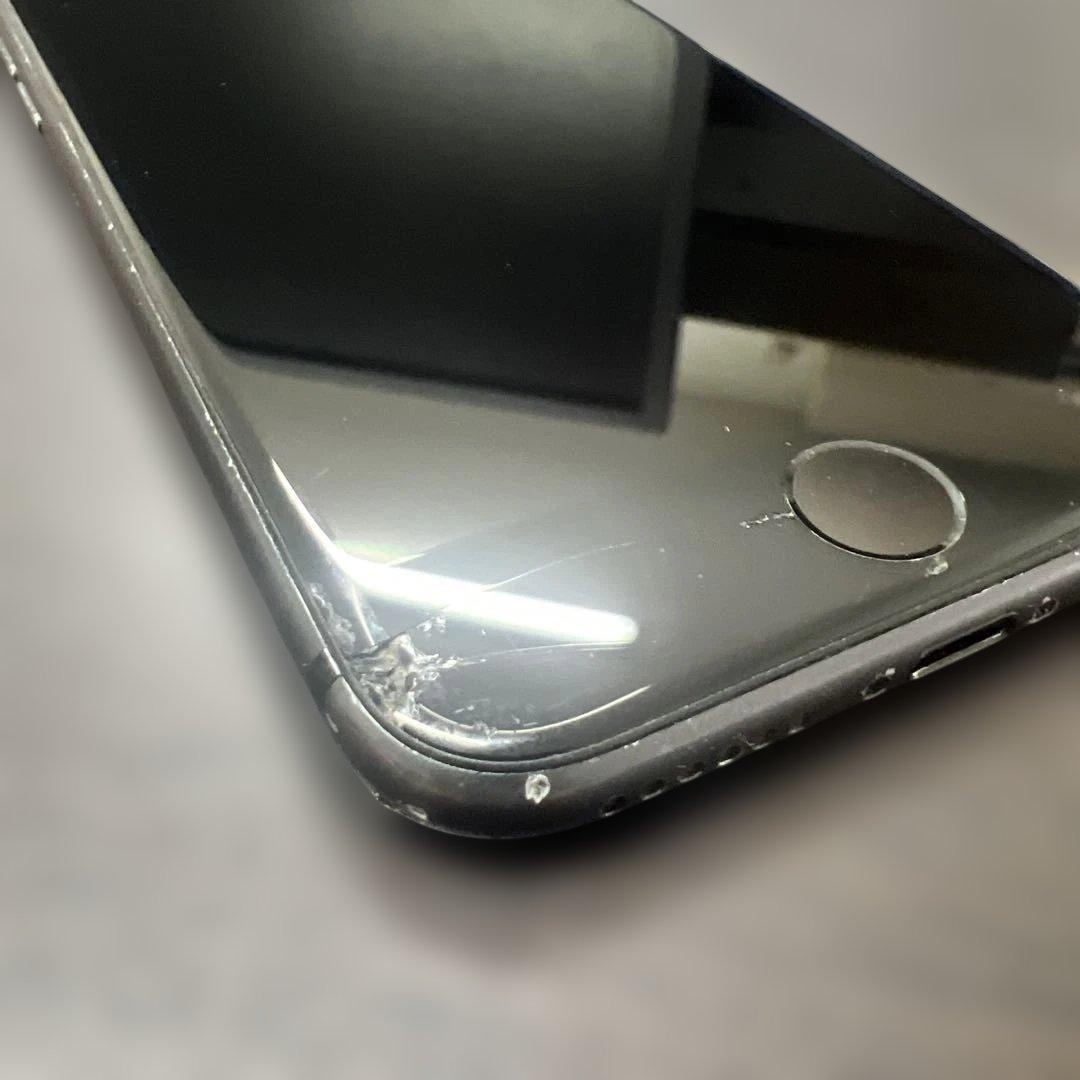 【ひび割れ】iphone8 64GB SIMフリー　バッテリー77%