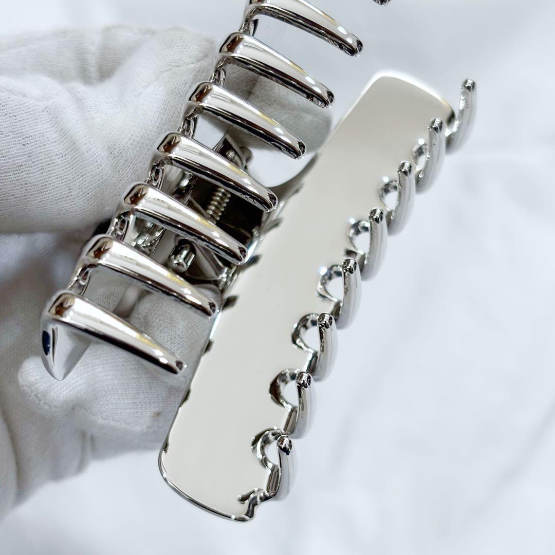 極美品　正規品✨　PRADA プラダ　ヘアクリップ　バレッタ　メタルクリップ