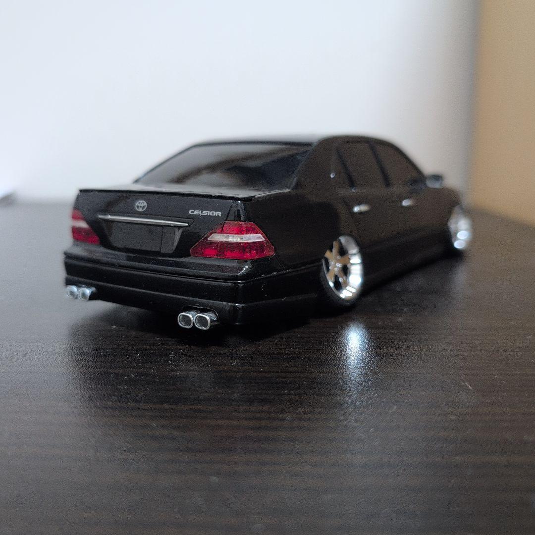 AOSHIMA 1/24スケール プラモデル クラウン セルシオ 本体のみ