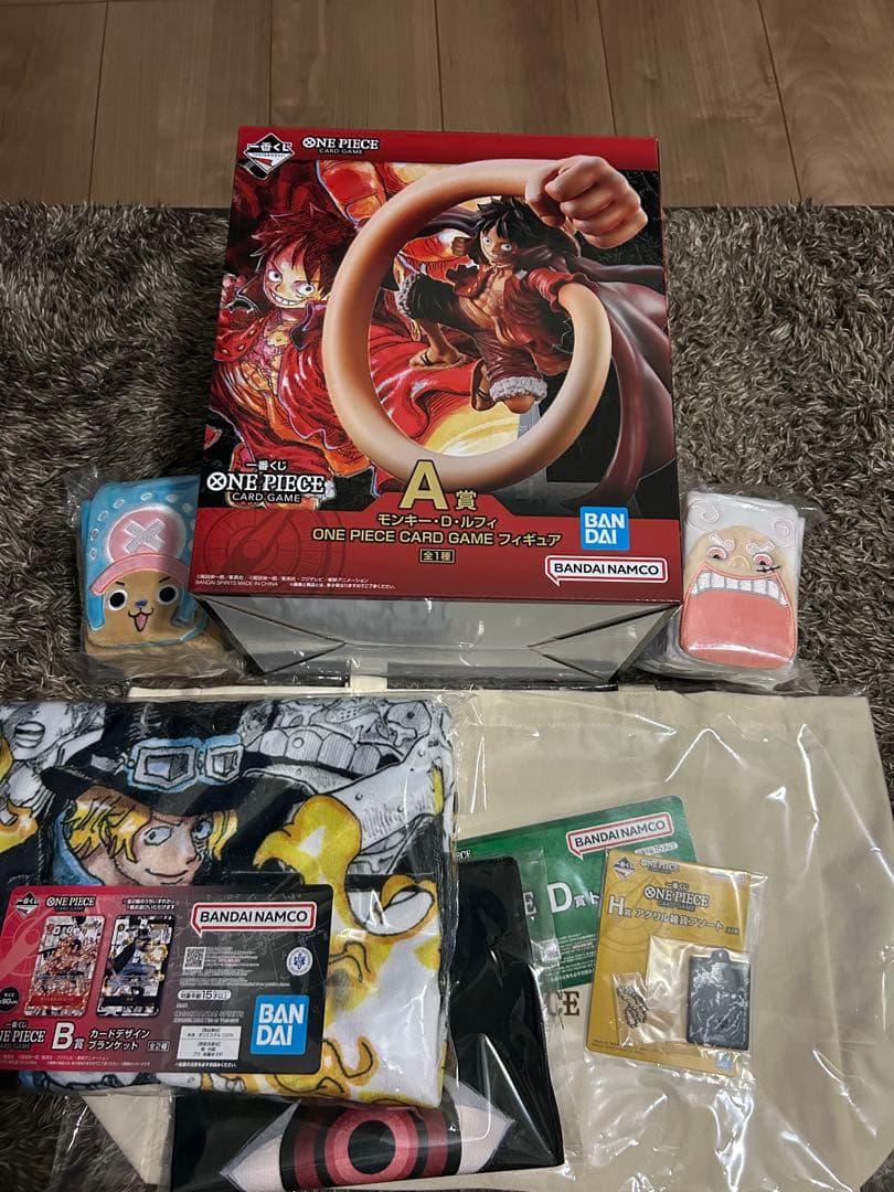 ワンピースカード一番くじまとめ売り　A賞　B賞　D賞　E賞　コミパラ