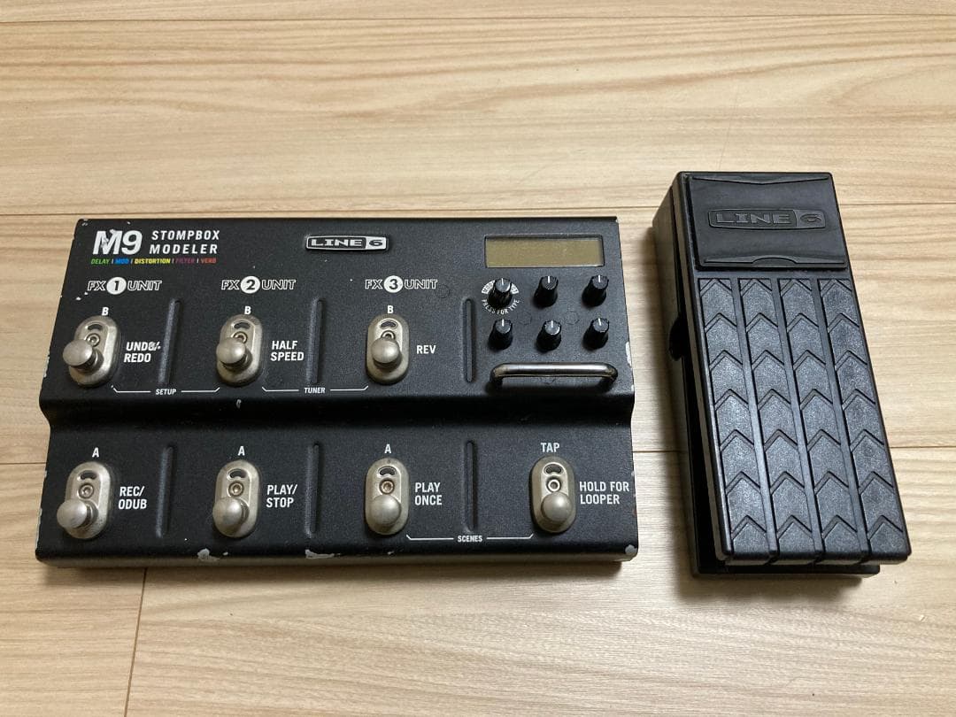 LINE6 M9 Stompbox Modeler（フットペダル付き）