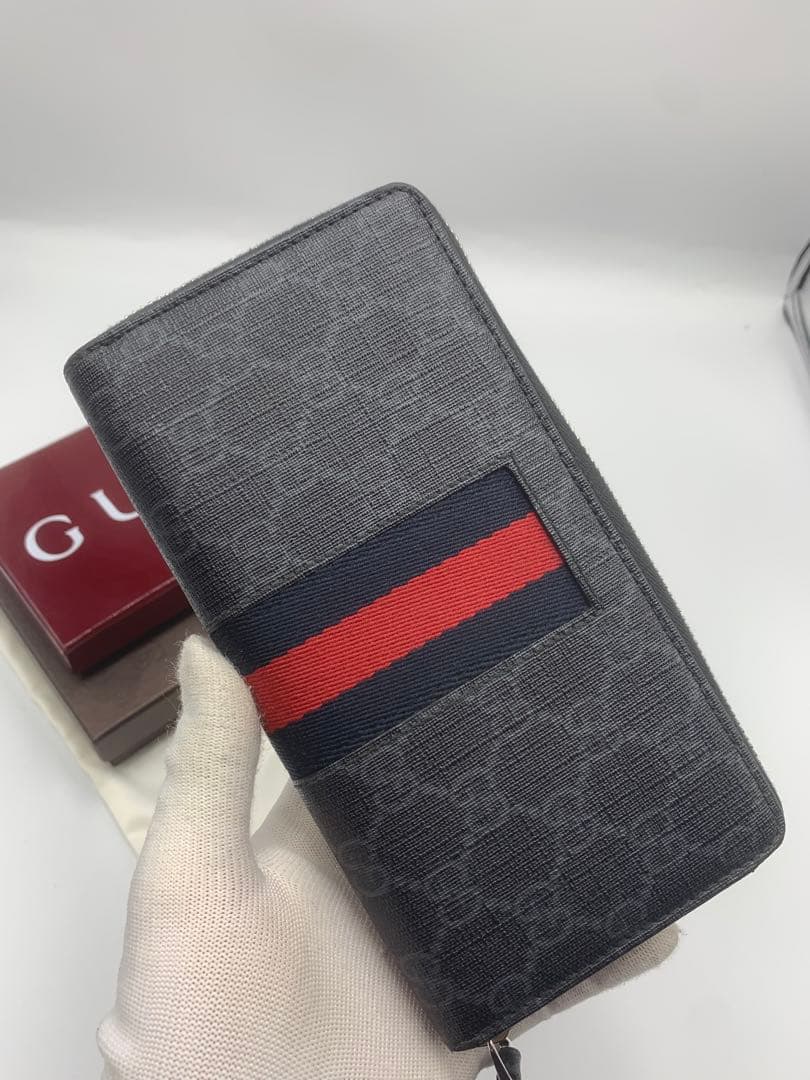 超人気✨美品✨グッチ ジッピーウォレット シマレザー シェリーライン P55