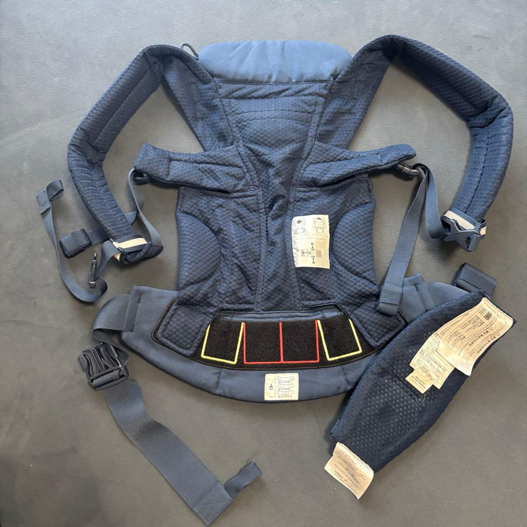 美品ergobaby OMNI breeze MIDNIGHTBLUE